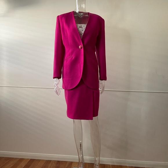 Christian Dior orchid pink suit size small vintage